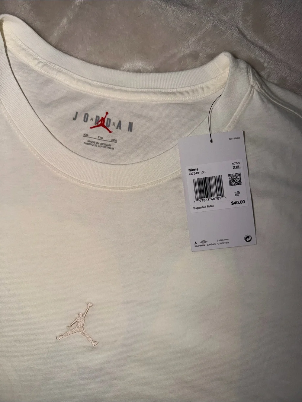 Jordan Men's Cream/Off-White Short Sleeve Logo Tee